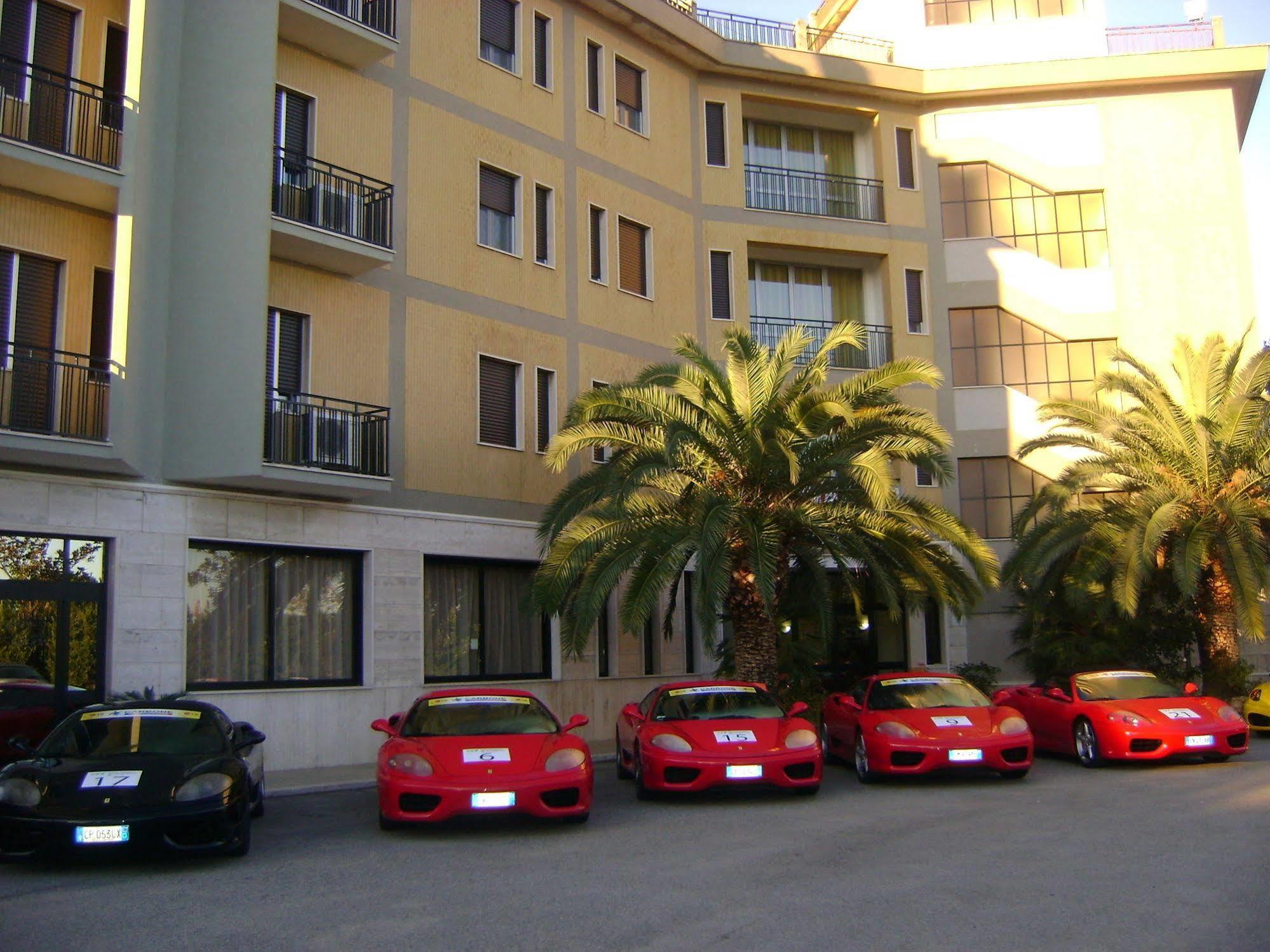 Hotel San Luca Rossano Εξωτερικό φωτογραφία
