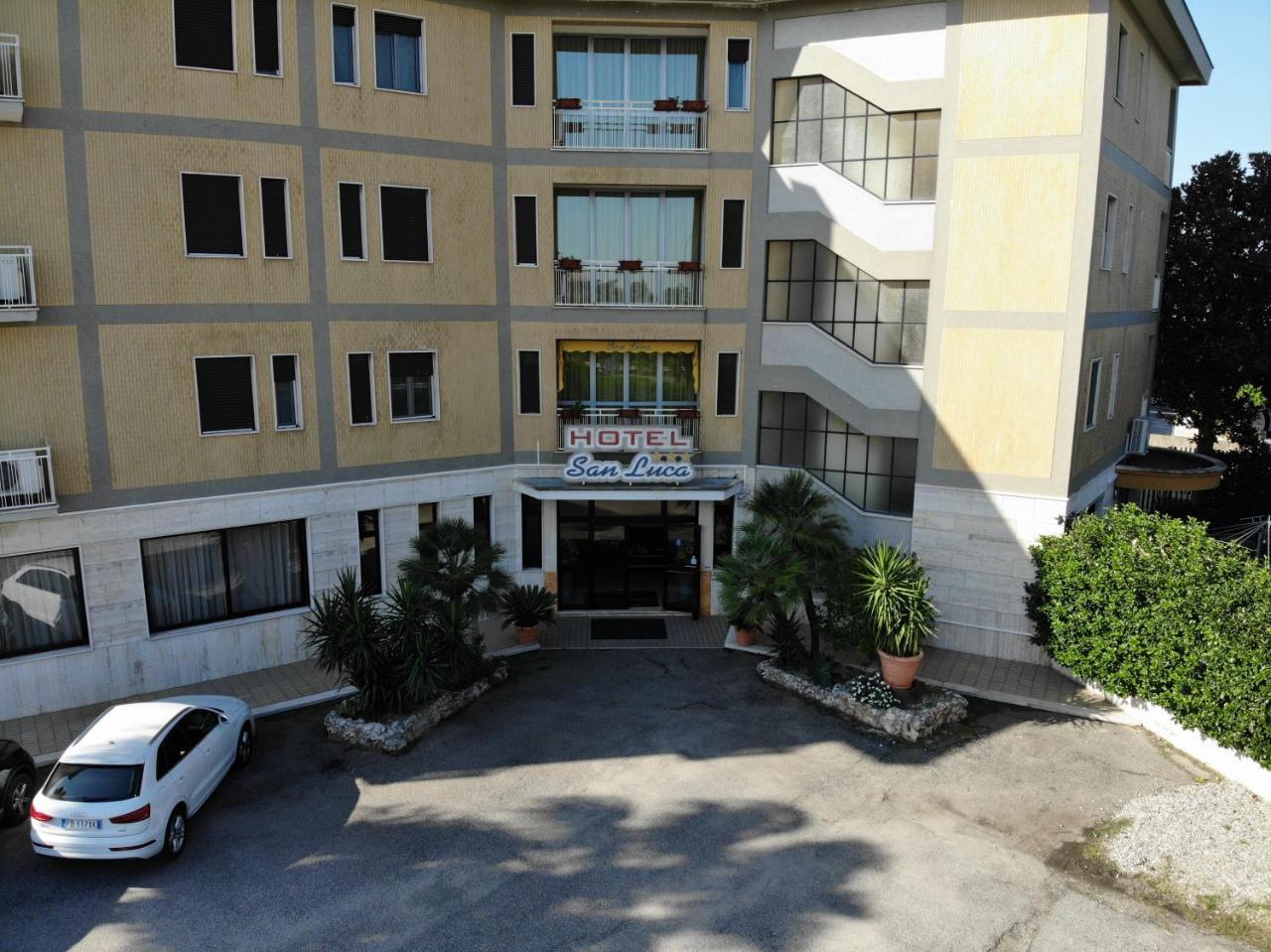 Hotel San Luca Rossano Εξωτερικό φωτογραφία